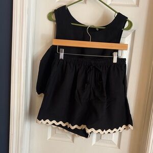 Black Sleeveless Top and Shorts Set with Cream Trim
